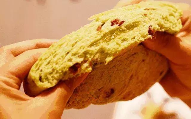 aca面包机怎么做出松软细腻的面包,烘焙面包怎么做松软好吃