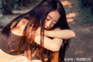 婆婆晕车严重不去我家,婆婆晕车吐到媳妇身上