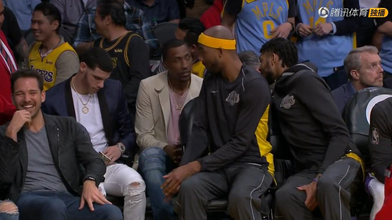 厉害了！没有鲍尔也能赢球？这帮年轻人总算是学会了打无球