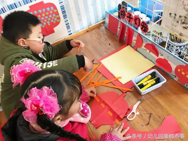 幼儿园新年手工作品简单灯笼卡纸,新年福字灯笼手工幼儿园