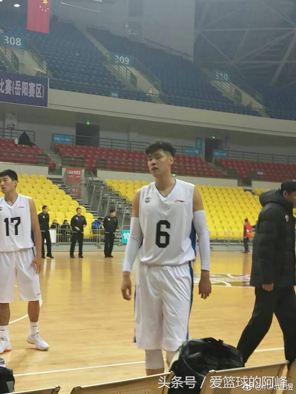 贺天举祝贺辽篮夺冠,贺天举没防守视频