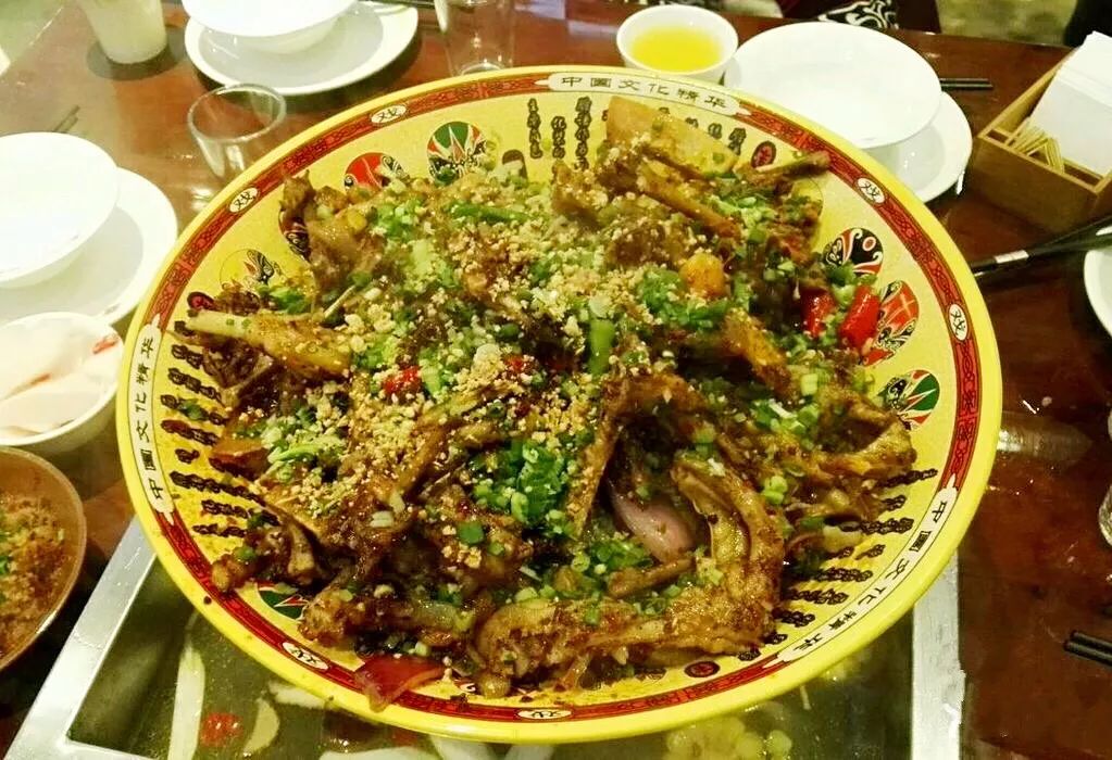 好吃丨一抿就化！成都10家超美味稀溜耙美食拯救懒癌吃货