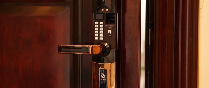 必达智能锁i8指纹识别灯常亮,必达智能锁i8评测