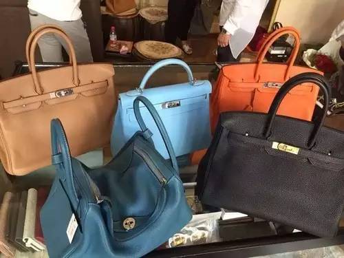 代购奢侈品涉案80万判几年,新加坡被骗8000元坐牢吗