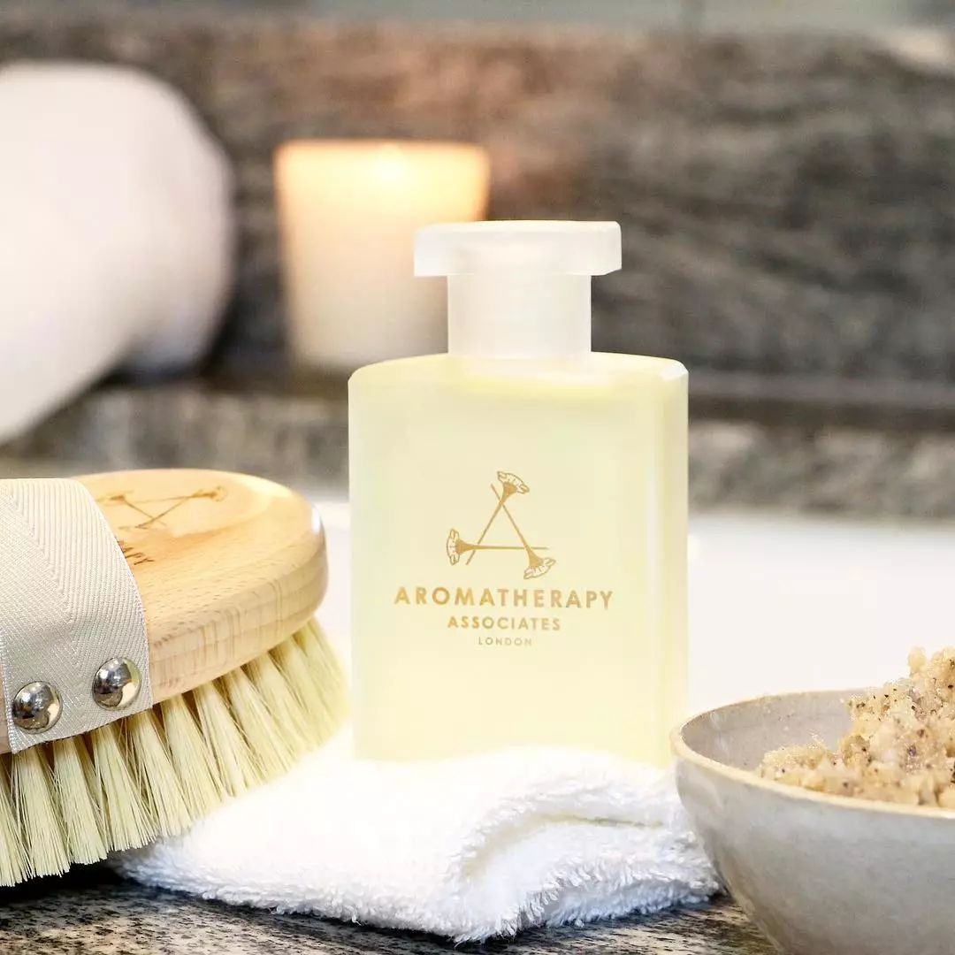 这些酒店里的润肤露、香皂不顺回家｜损失可太大了……