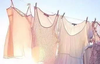 衣服褪色是不是质量问题,衣服褪色是假货吗