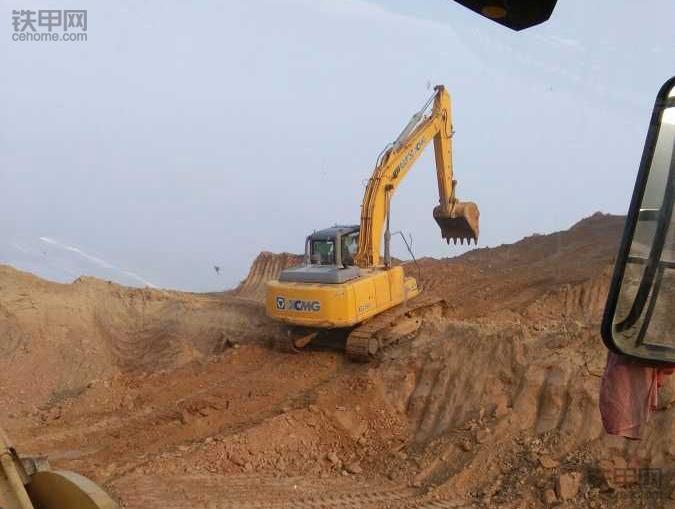 徐工造地,徐工徐工