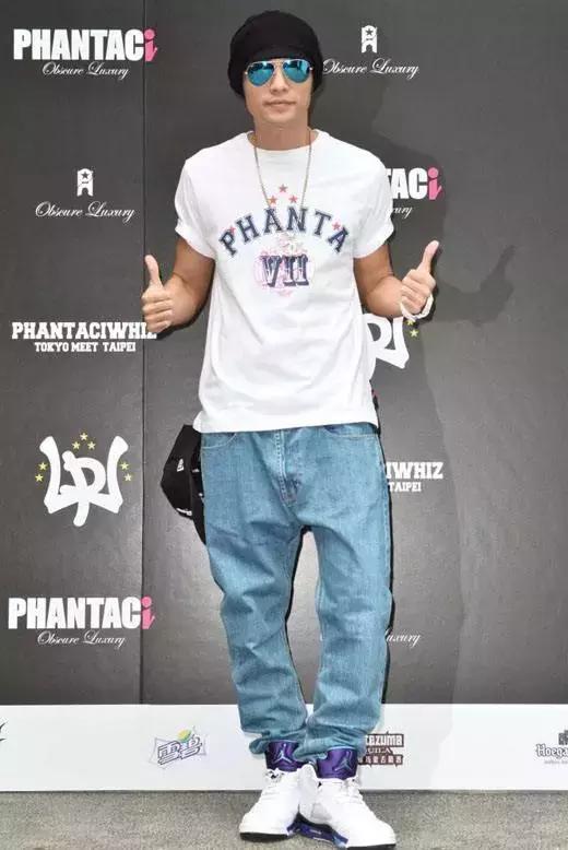 周杰伦依然范特西曲目大全,周杰伦依然范特西时期帅照