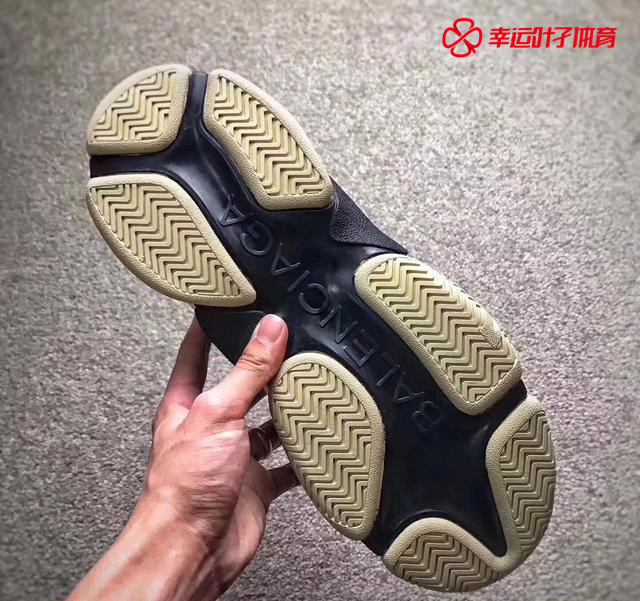 巴黎世家triples白球鞋,类似巴黎世家的复古球鞋