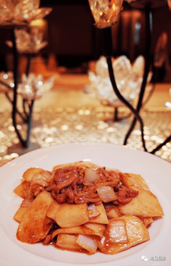 年糕吃法原来这么多样,年糕软糯香甜好吃得很