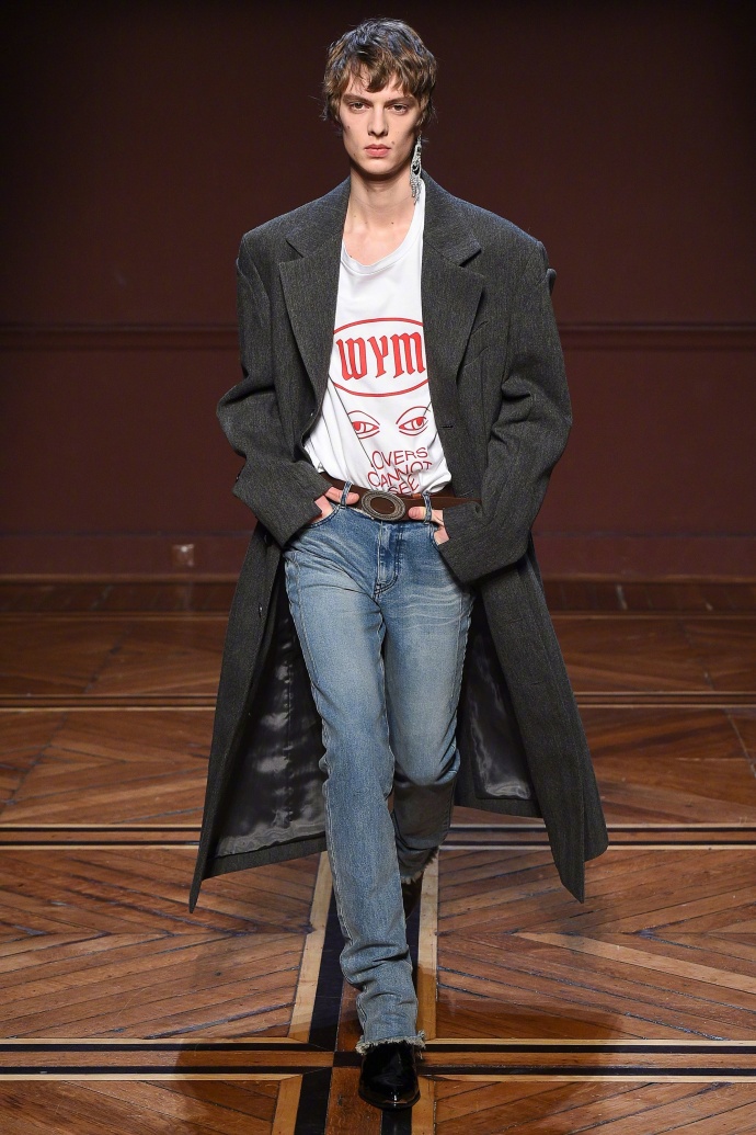 巴黎男装周berluti2019秋冬男装,2018年秋冬巴黎时装周chanel秀场