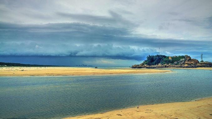 三亚旅游攻略纪念品,自驾游海南三亚必备物品清单