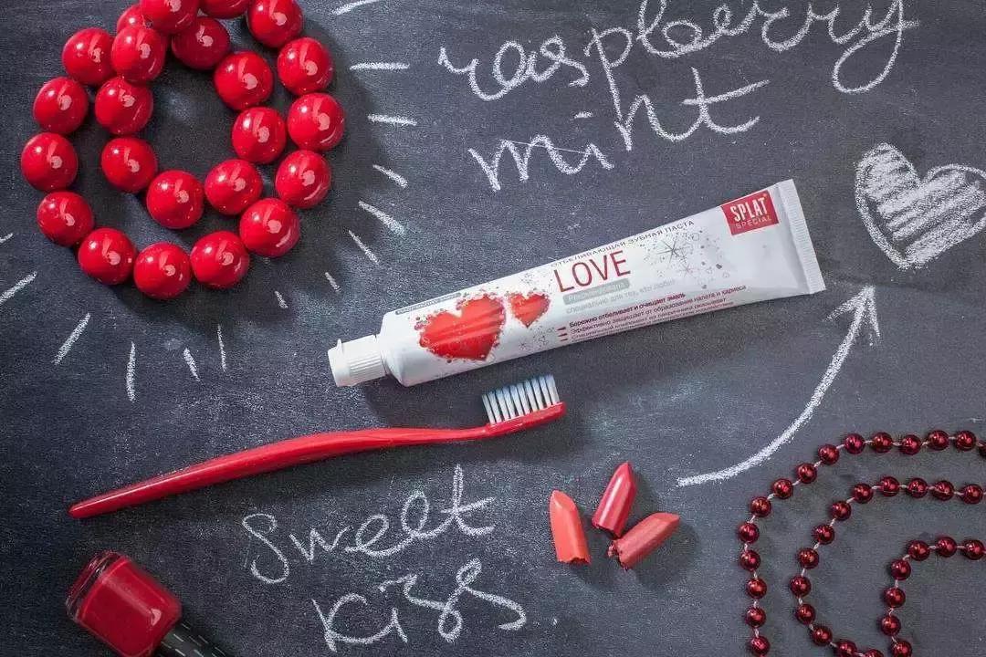 刷牙能让你嘴变香的牙膏,早上不用刷牙可以接吻的牙膏