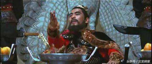 超级喜好“扒灰”的开国皇帝，让儿媳们轮流侍寝，结果被亲儿杀死