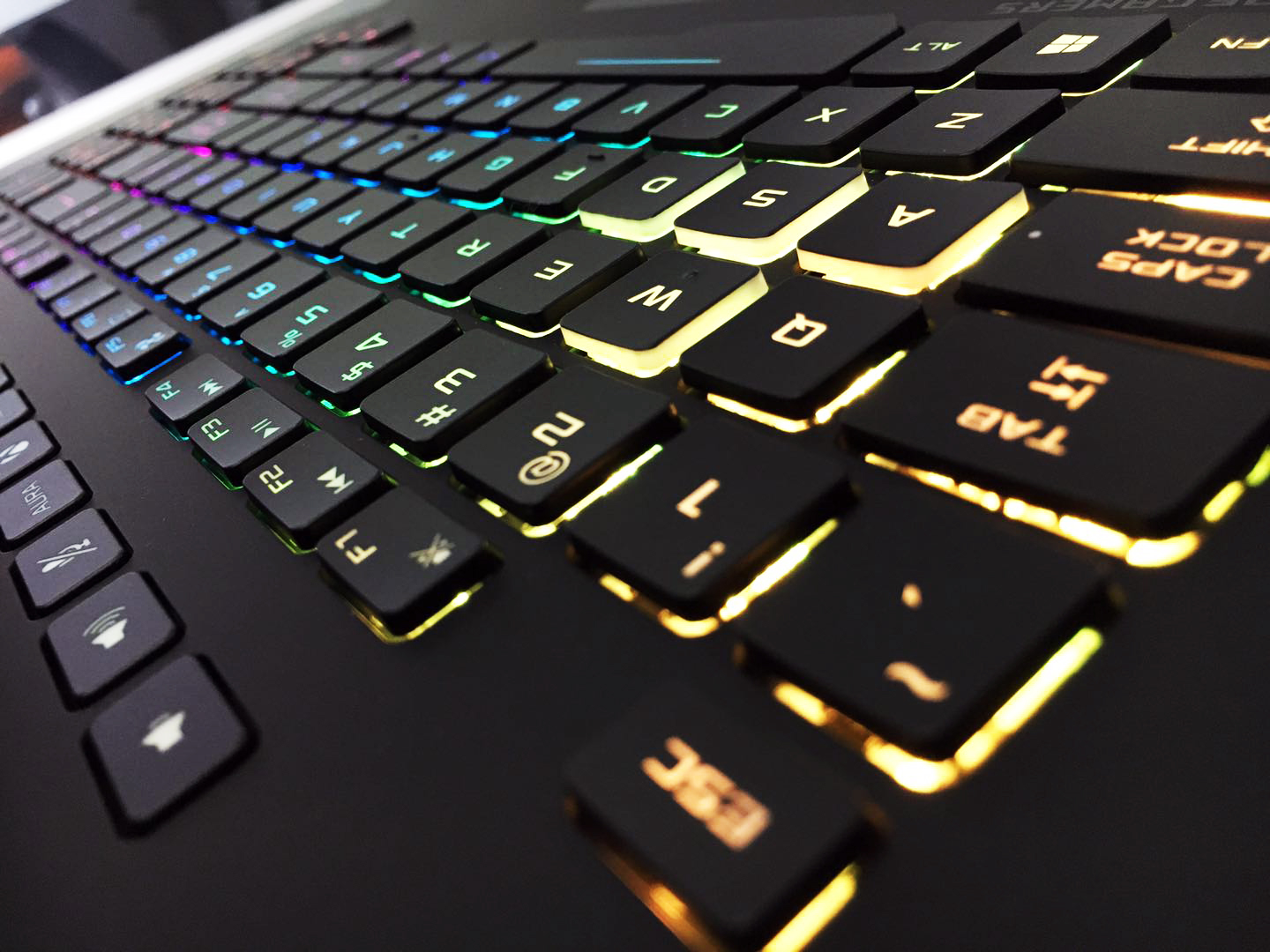 ROGG7AI游戏本评测：不作妖的华硕其实很厉害