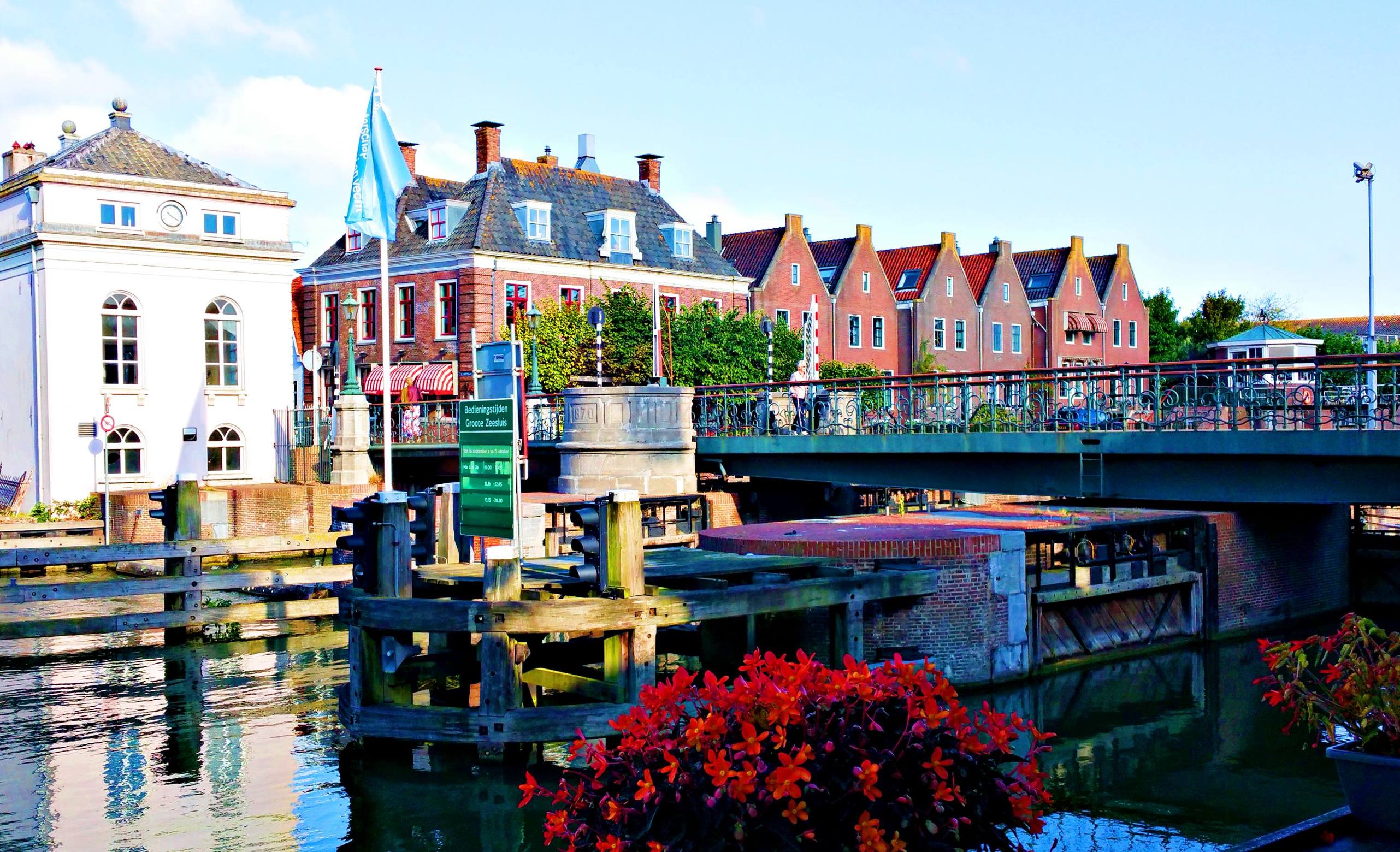 荷兰威尼斯旅游,尽情的体验异域威尼斯的水乡风情