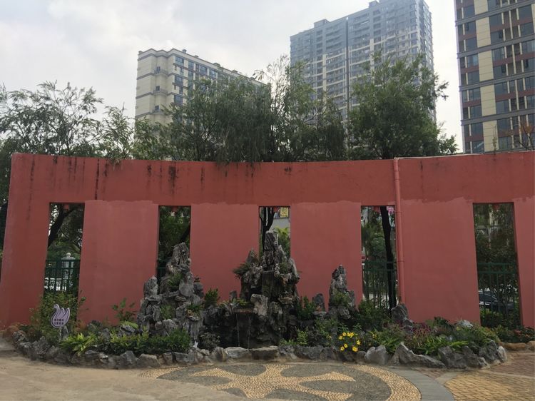 学生成长的沃土师生眷恋的乐园一一八桂绿城小学2017年工作汇报