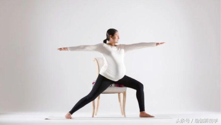 产后骨盆前倾瑜伽动作,缓解孕期骨盆痛的瑜伽动作