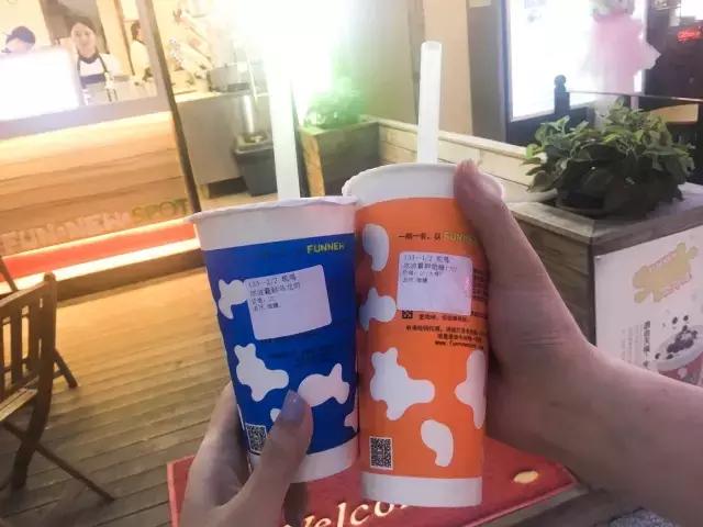 喝遍所有地方的拿铁,喝遍所有奶茶