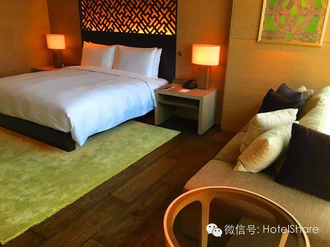 63楼泳池望月、70楼酒吧摘星，广州柏悦|探店首发