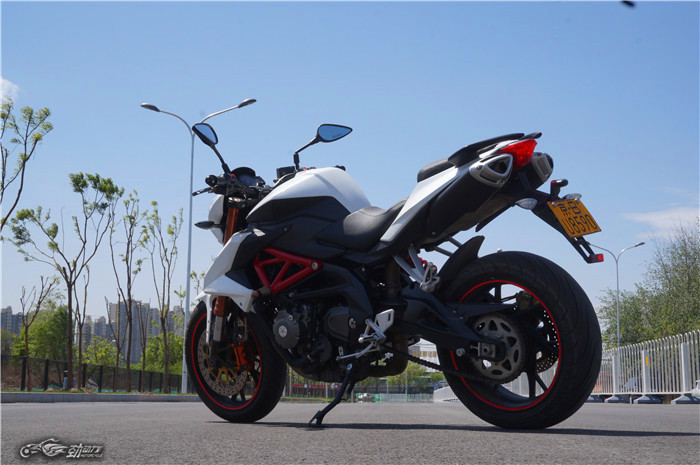 黄龙600巡航和春风650,春风nk650和黄龙600