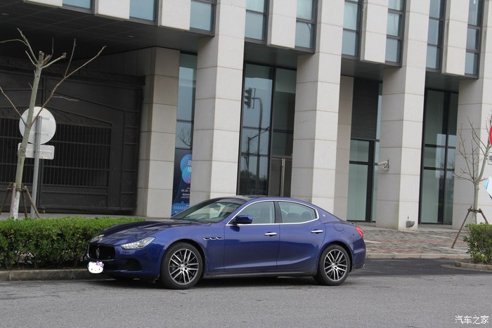 女车主提车兰博基尼,美女提车玛莎拉蒂