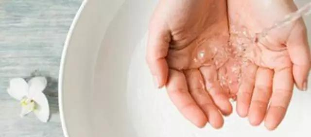 挤痘痘的正确手法图解,挤痘不留印的正确方法