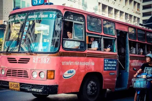 每个职业旅行者都想当旅行界的papi酱，然而。。。