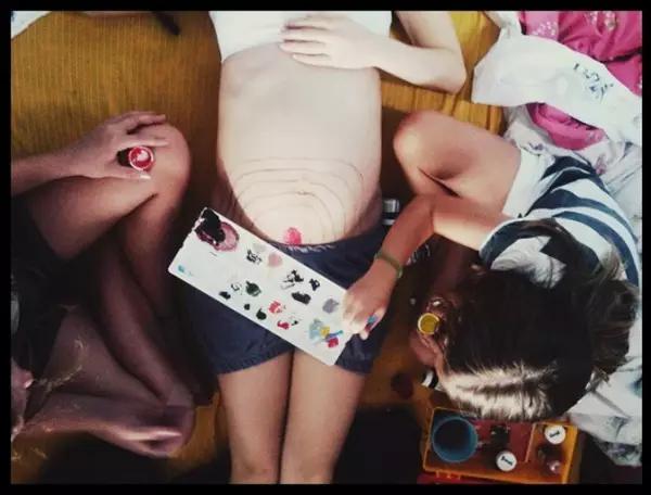 早产宝宝从出生到现在的变化,双胞胎妈妈意外怀孕