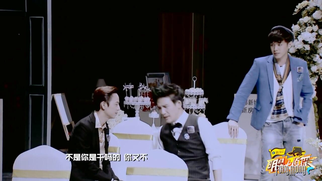 极米z4爵色投影仪是金色的么,极米z4x观影效果怎么样