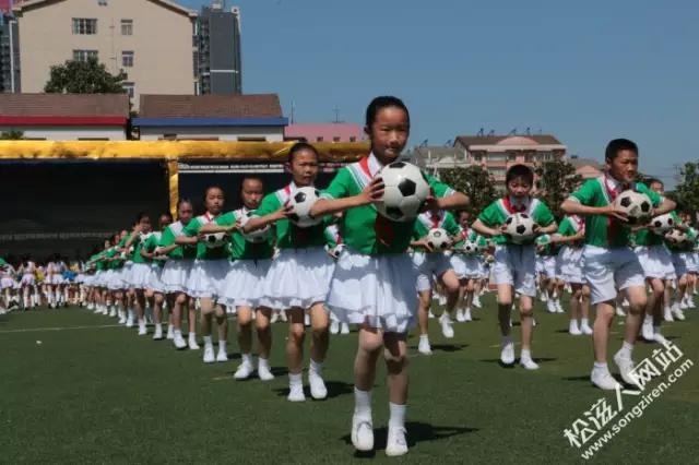 第四届校园足球联赛开赛,全国校园足球总决赛小学