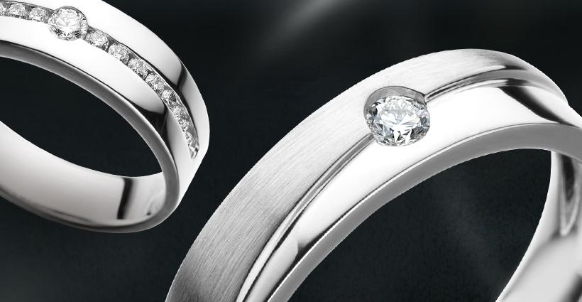 老款的雅迪铂金版,三年前的雅迪电动车