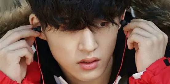 ikon与bigbang同台,ikon网红歌