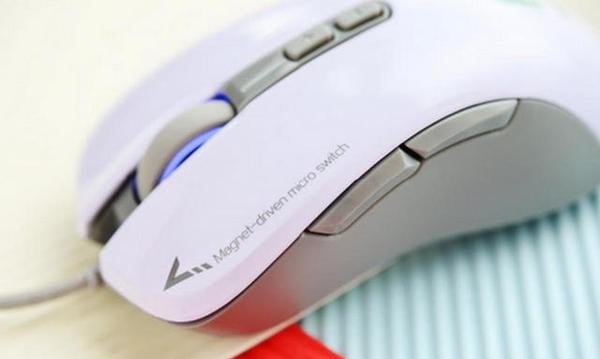 富勒g90深度测评,富勒g90光磁微动鼠标白光版