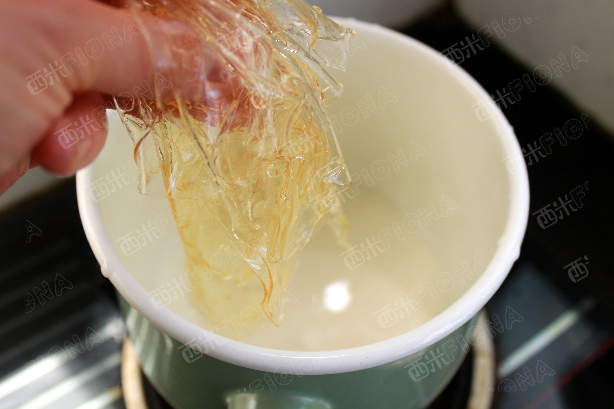 在家用小烤箱做蛋糕最简单的方法,如何不用烤箱做蛋糕最简单的方法