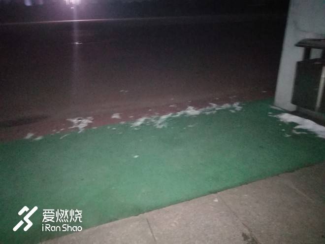 跑步小白入门碳板跑鞋,跑步菜鸟装备