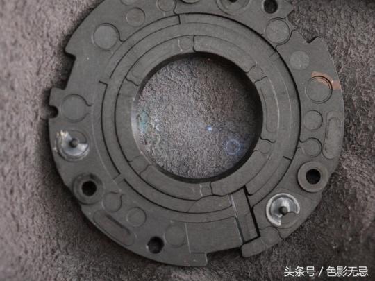 镜头发霉可以自己拆吗,镜头发霉有必要去清理吗