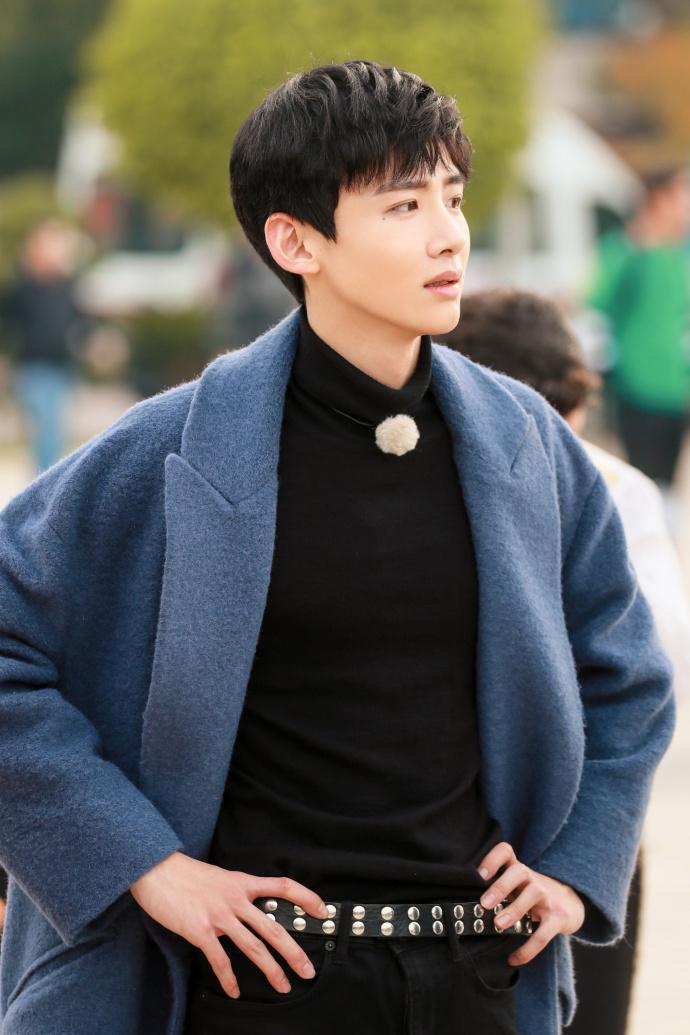 侯明昊白敬亭合照,白敬亭范丞丞黄明昊侯明昊的综艺