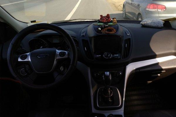 2016年翼虎1.5四驱越野表现,2020款翼虎1.5t越野试驾视频