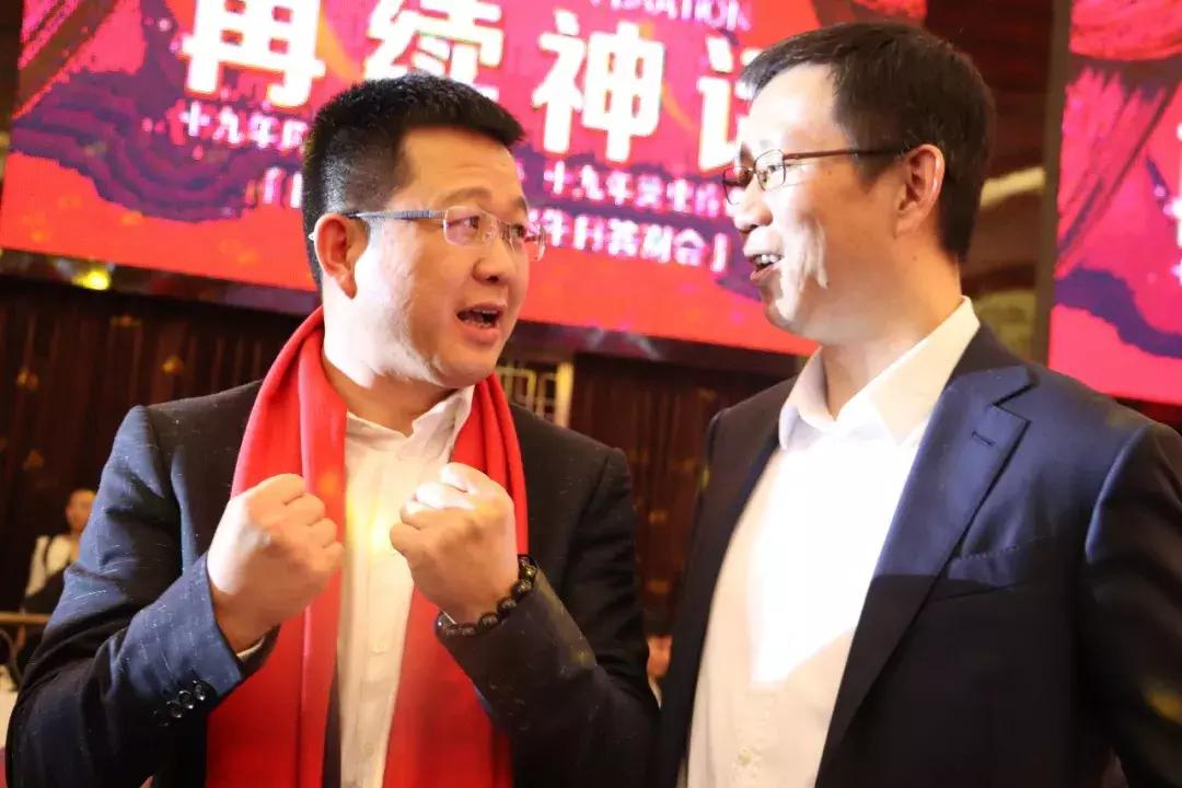 大佟小议现场:美业最豪大舅哥!巨邦国际十九岁生日答谢会召开