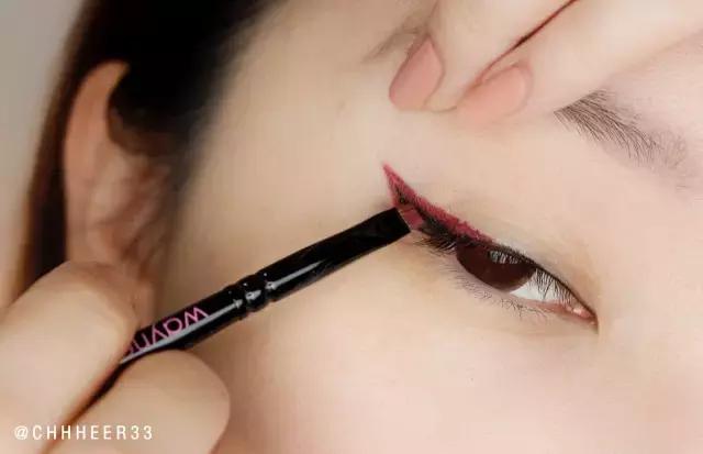 一支眼线笔如何搞定不明显眼妆,只有一支眼线笔怎么画