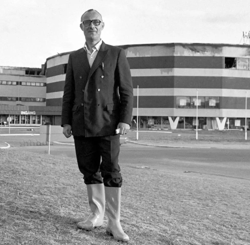 他身价百亿却败光家产,宜家为什么能成为全球第一家