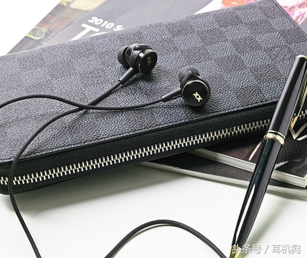 低音浑厚下沉有力的音箱,索尼xbaz5有什么用