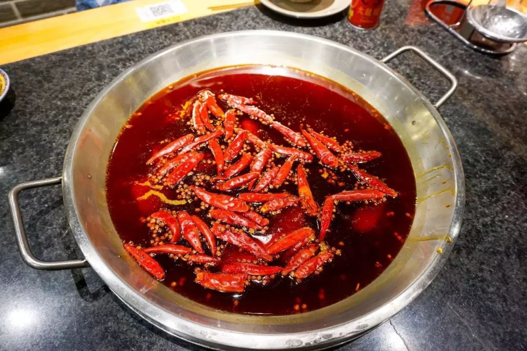 重庆火锅前十强十大必点菜,冬天重庆南山火锅推荐