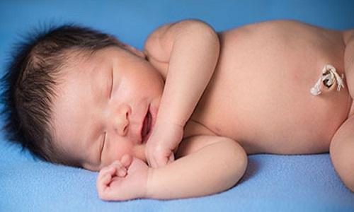 宝宝脐带问题及解决办法,脐带发炎发脓是什么症状