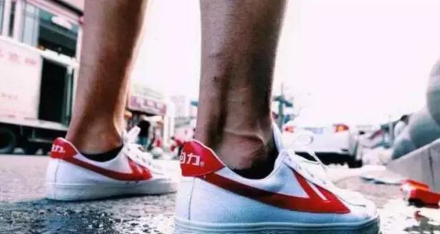 你入手一双球鞋的理由是啥?