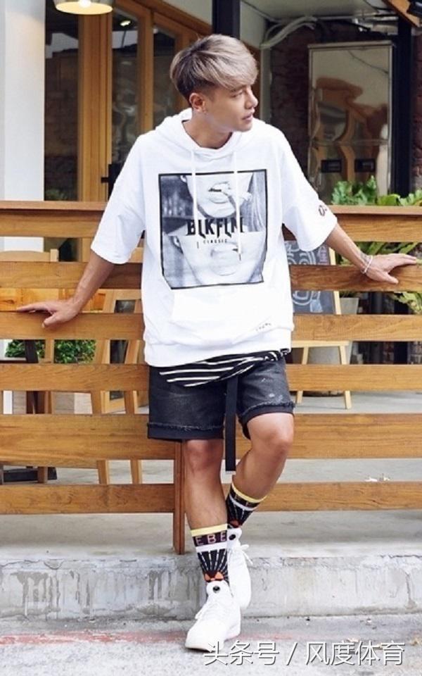 潮流元素席卷电竞圈，拯救你的穿搭困难症