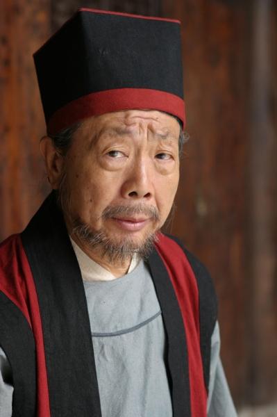 曾经香港影视界大佬级的人物,曾经上海滩呼风唤雨的大哥