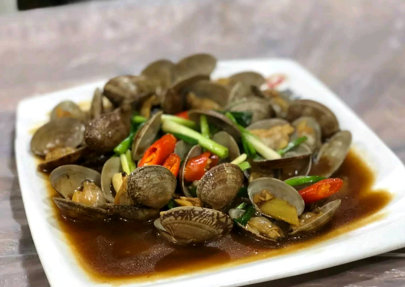 哄女朋友的旅游攻略,哄女友开心的要点