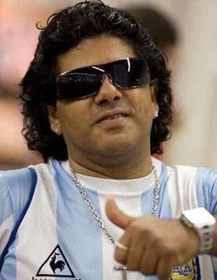 球王马拉多纳最后一场,球王马拉多纳打群架禁赛了多少场